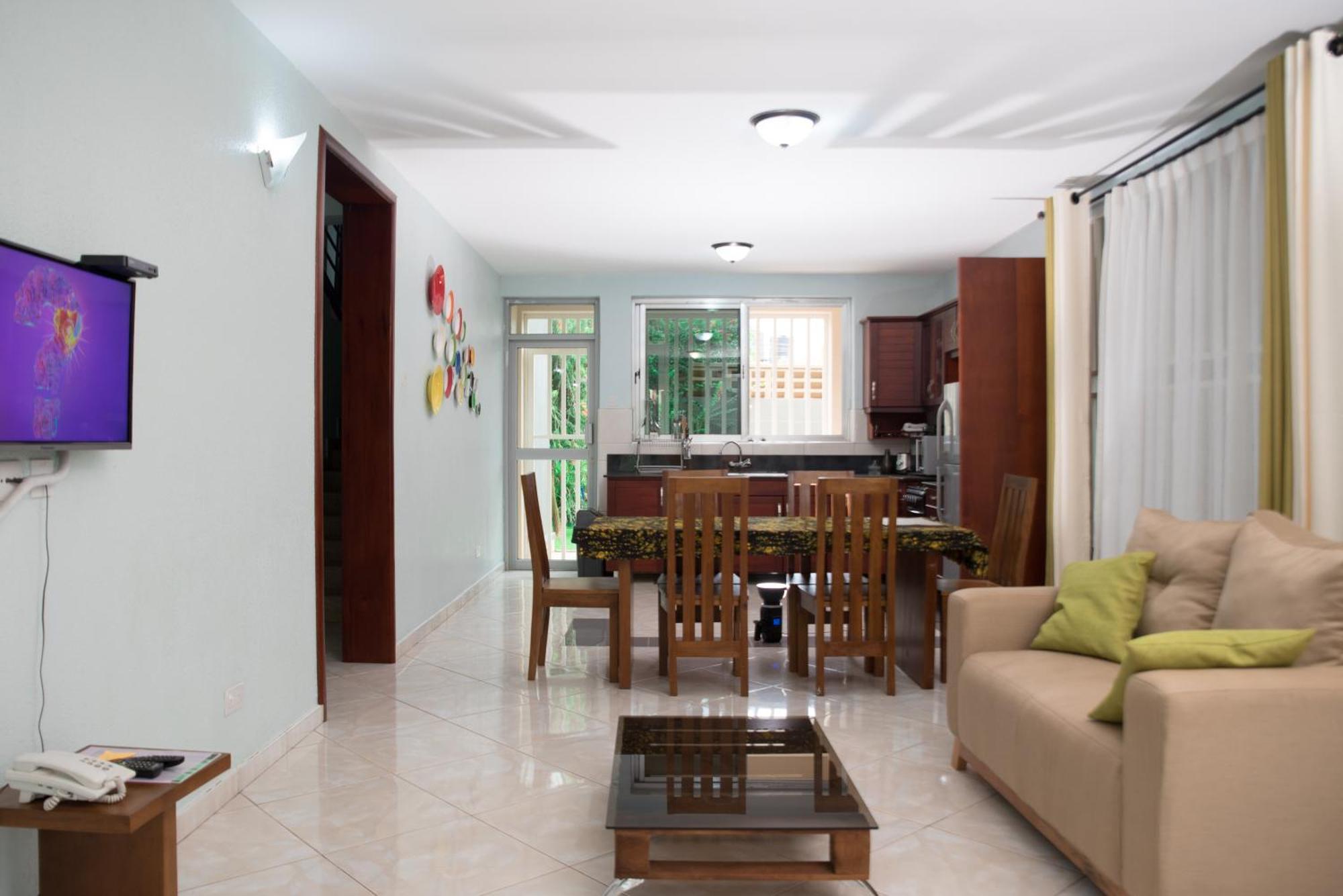 The Pearl Cottages Kyambogo  Ngoại thất bức ảnh