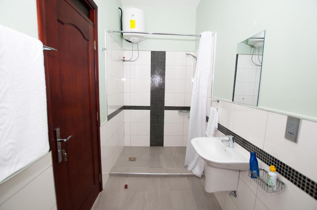 The Pearl Cottages Kyambogo  Ngoại thất bức ảnh